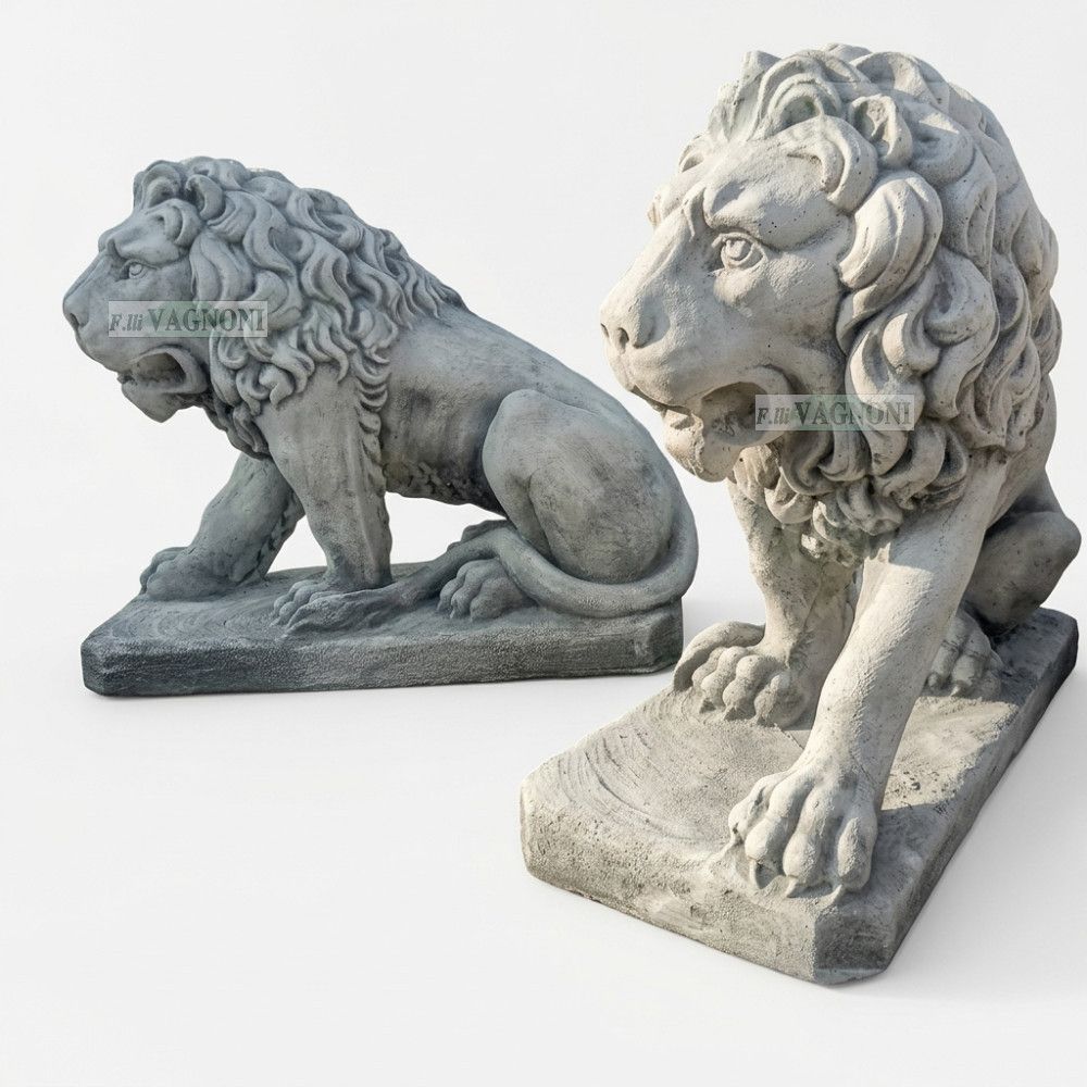 COPPIA LEONI ACCOSCIATI IN CEMENTO E MARMO CM. 63X33X75
